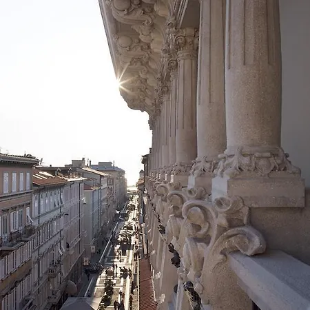 Continentale Hotell 4*