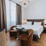 ホテル コンチネンタレ